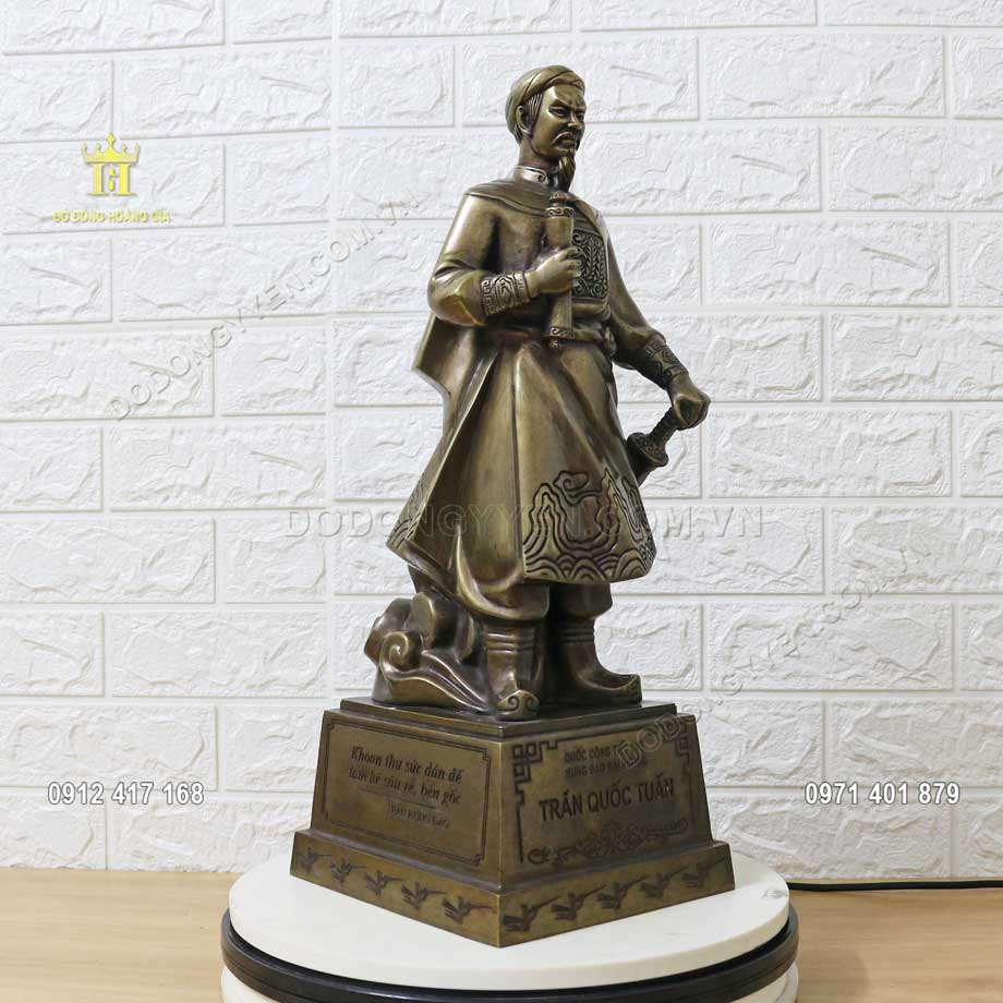 Độ bền của pho tượng đồng Trần Hưng Đạo hun giả cổ cao hơn